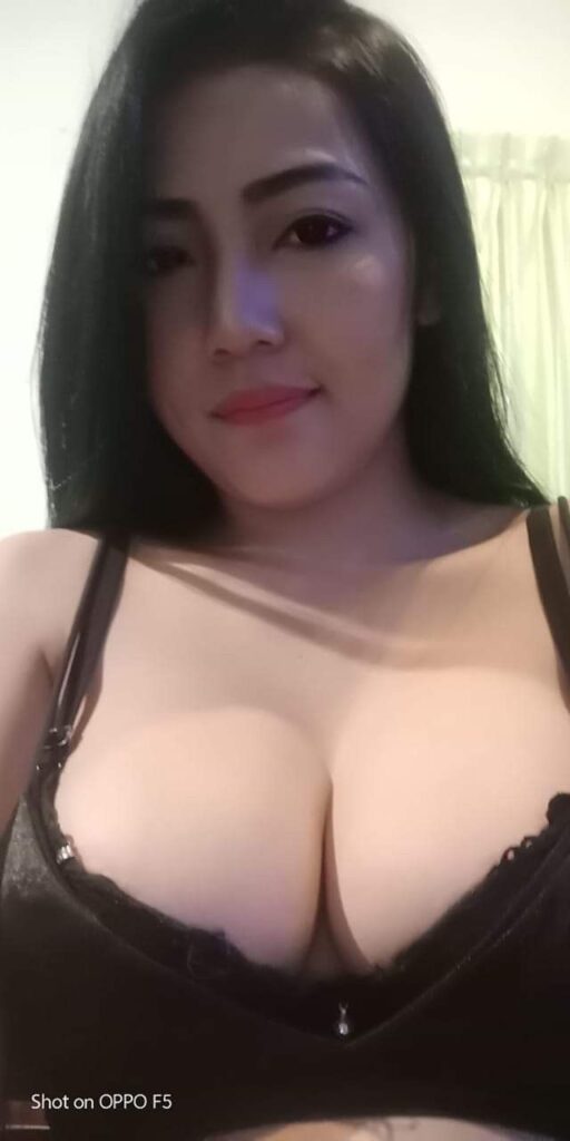Viral Terbaru 2025 Ngintip Tante Semok Yang Ada Bekas Operasi Caesar Di Perutnya New Trending