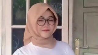 Indonesia Viral Yandex Abg Alim Karyawan Toko Meki Mulus Pink Remas Toket Super Gede Top Trending 2025